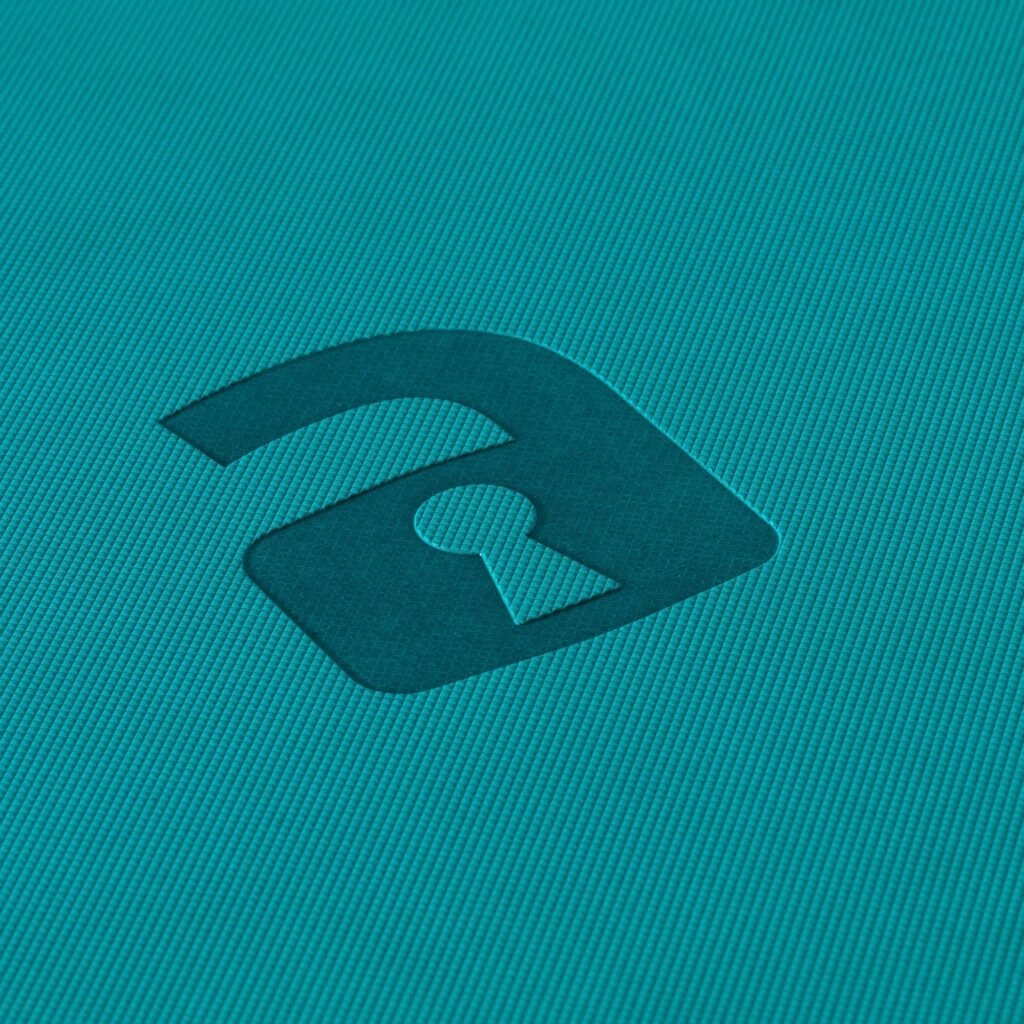 Vault X - 12-Pocket Exo-Tec® Zip Binder - Teal